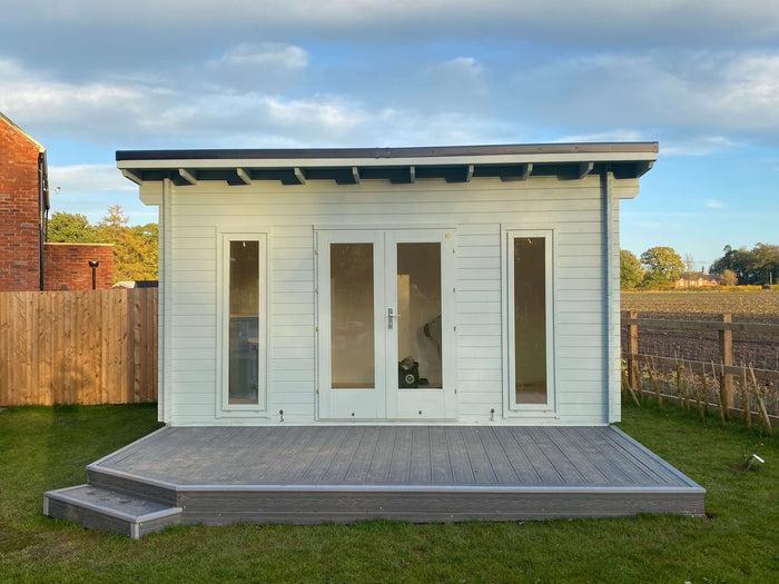 Modern flat roof garden room