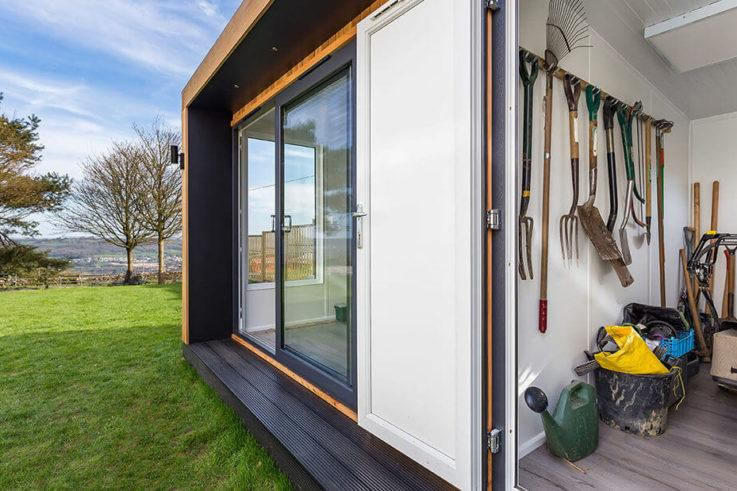 Garden building with separate external storage access