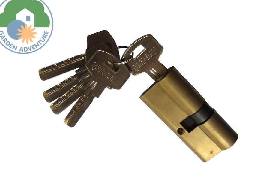 Cylinder Lock with three Keys