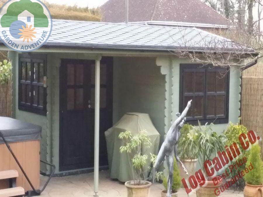 Canazei Plus 4x3 Log Cabin