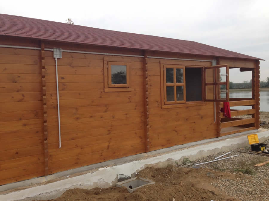 Brooklyn Plus Log Cabin