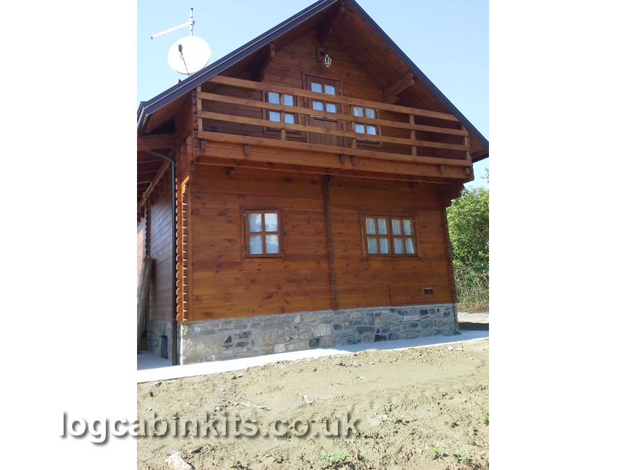 Ventoux Ds Log Cabin